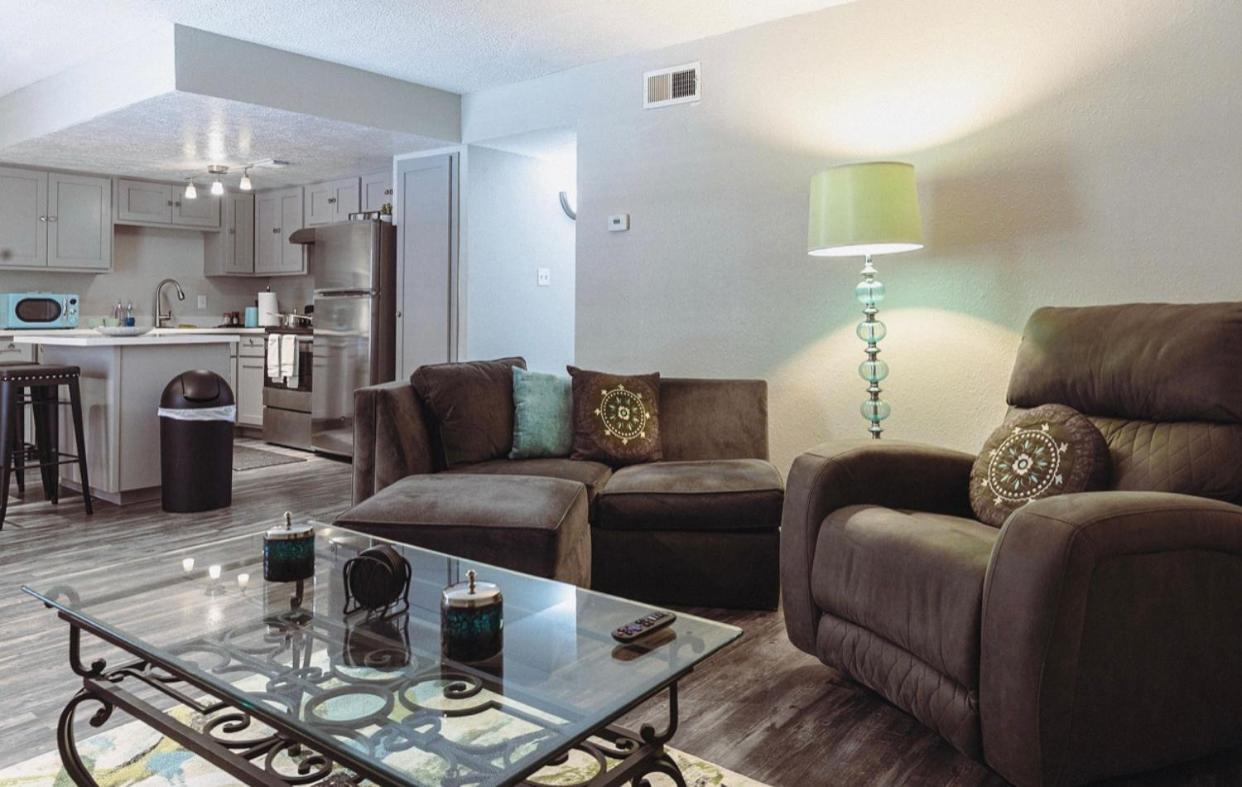 Premium Styled 2 Bedroom Apt In The Heart Of The Heights Houston Esterno foto
